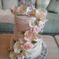 CHIC TIERS OF LOVE