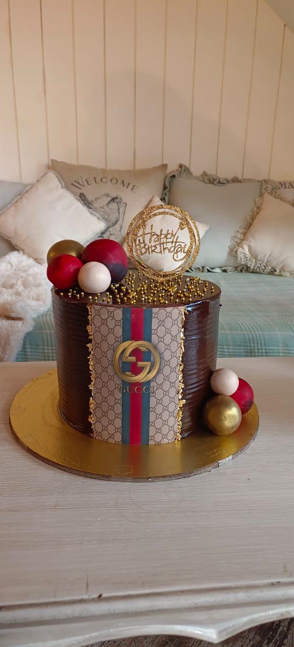 GUCCI'S SWEET TOUCH